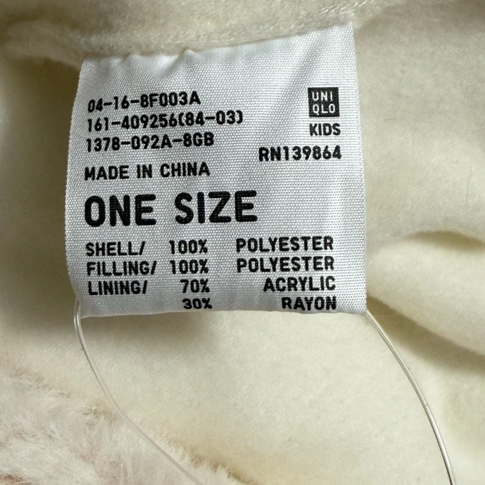 Uniqlo Kids HEATTECH Fleece Neck Warmer Snood Cream NWOT One Size